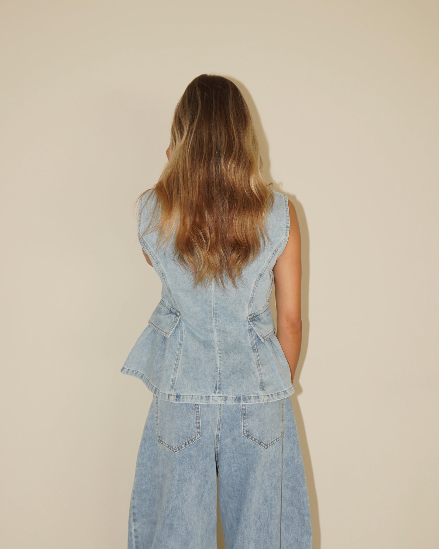 COMPLETO TOP E JEANS IN DENIM