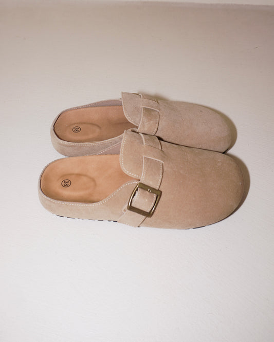 SLIPPERS IN SIMIL CAMOSCIO