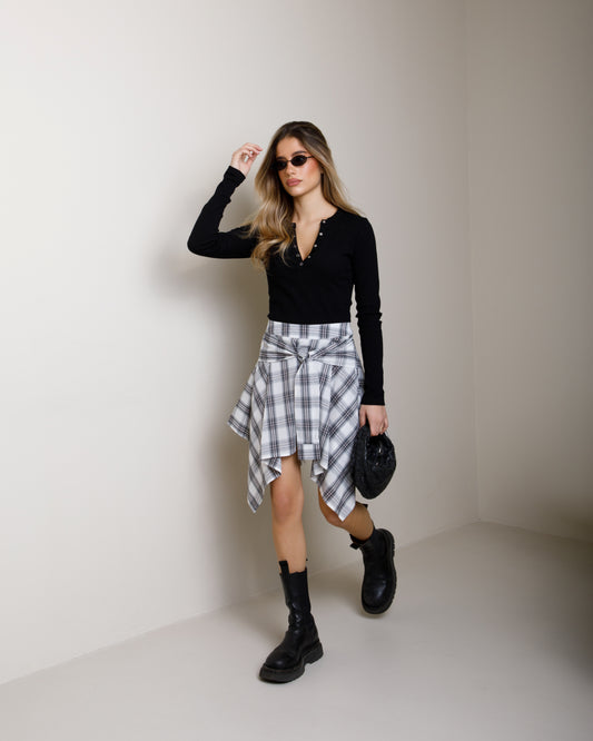 GONNA A QUADRI CON NODO