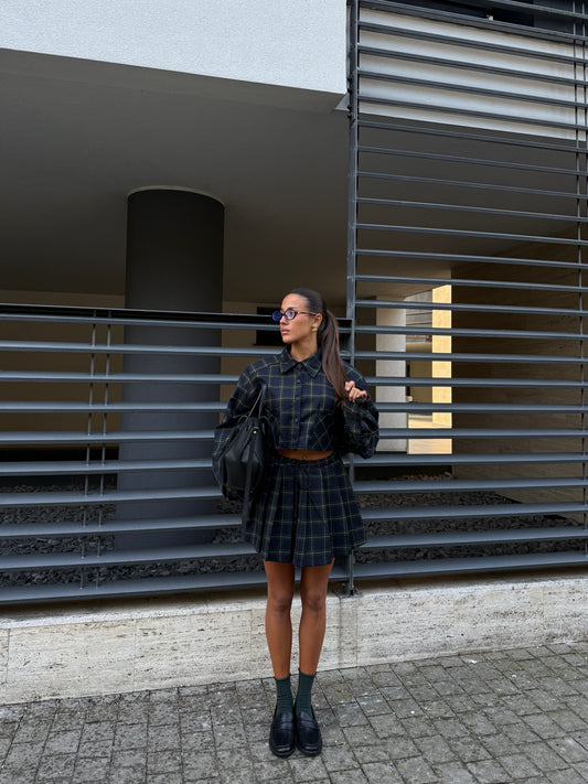 COMPLETO CAMICIA CROP E GONNA