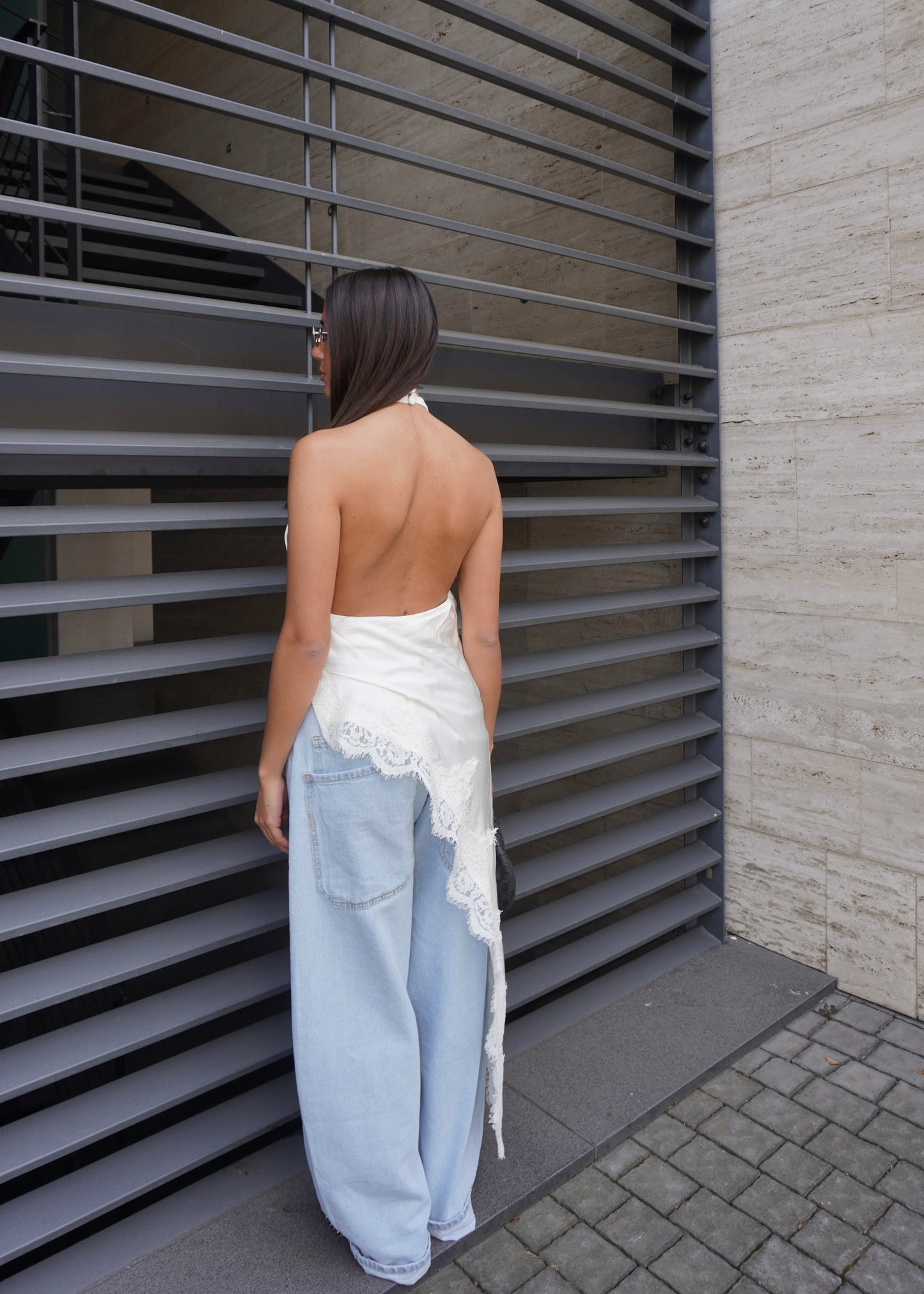 TOP SCOLLO HALTER SATINATO LUMINA