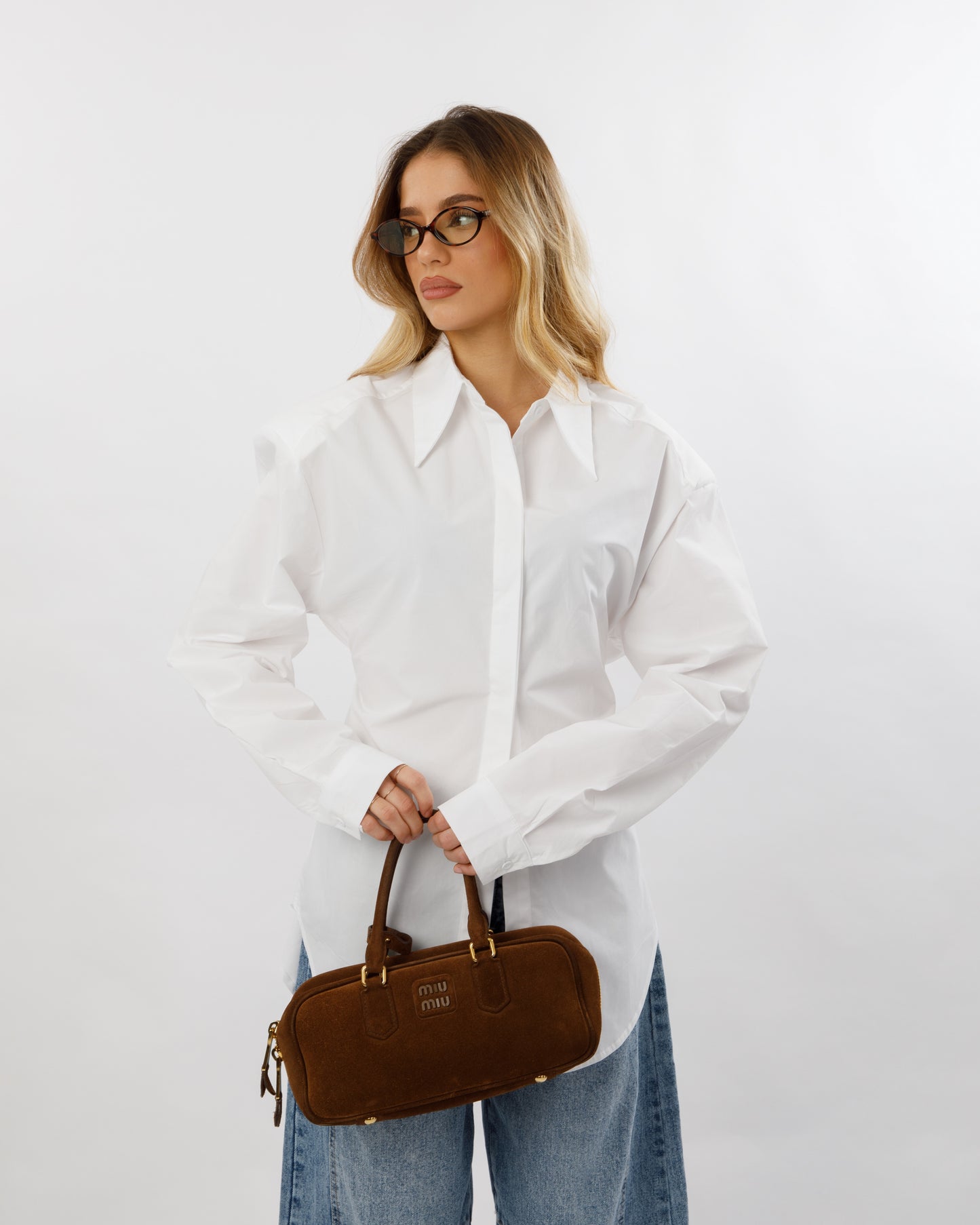 CAMICIA CON SPALLE IMBOTTITE