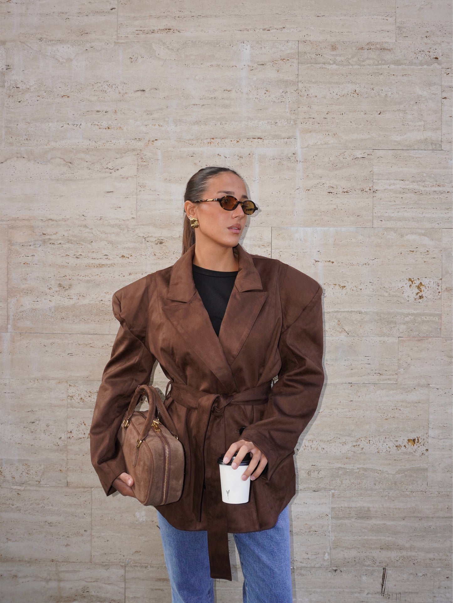 BLAZER IN SIMIL CAMOSCIO CON SPALLE IMBOTTITE