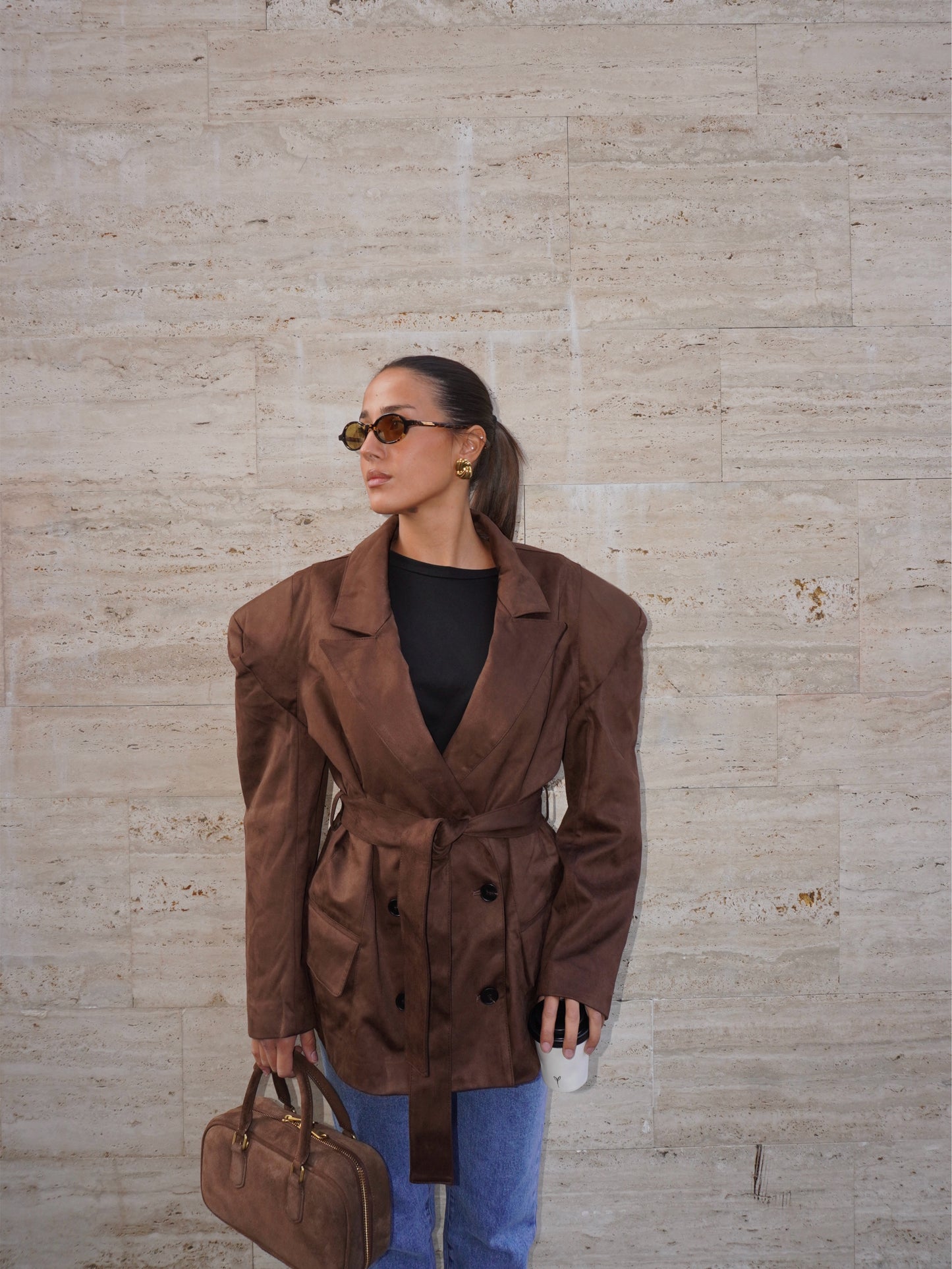BLAZER IN SIMIL CAMOSCIO CON SPALLE IMBOTTITE