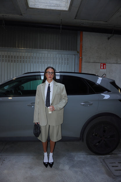 BLAZER CON APERTURA