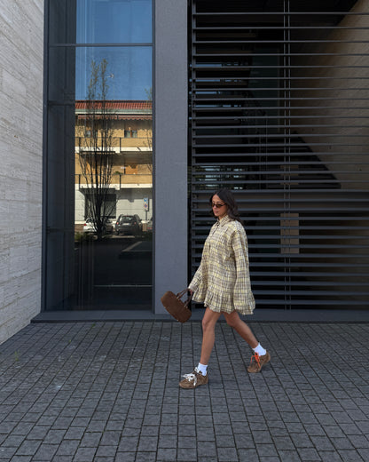 ABITO CAMICIA CON SPALLE IMBOTTITE