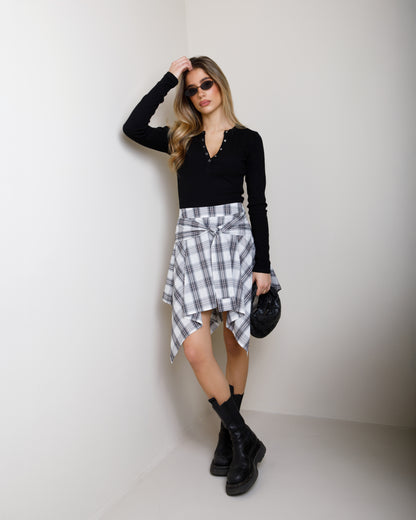 GONNA A QUADRI CON NODO