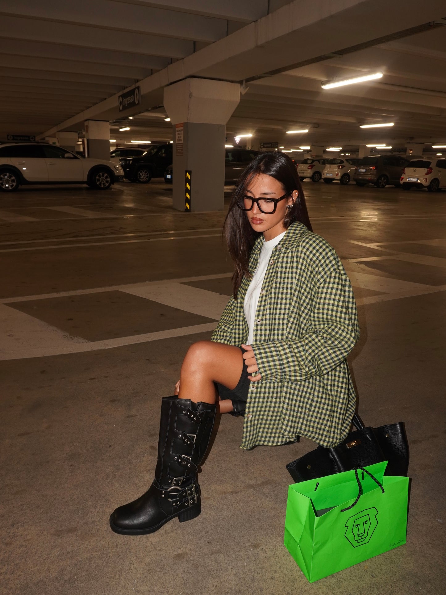 STIVALE BIKER IN ECOPELLE CON FIBBIE