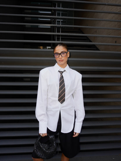 CAMICIA CON SPALLE IMBOTTITE LUMINA