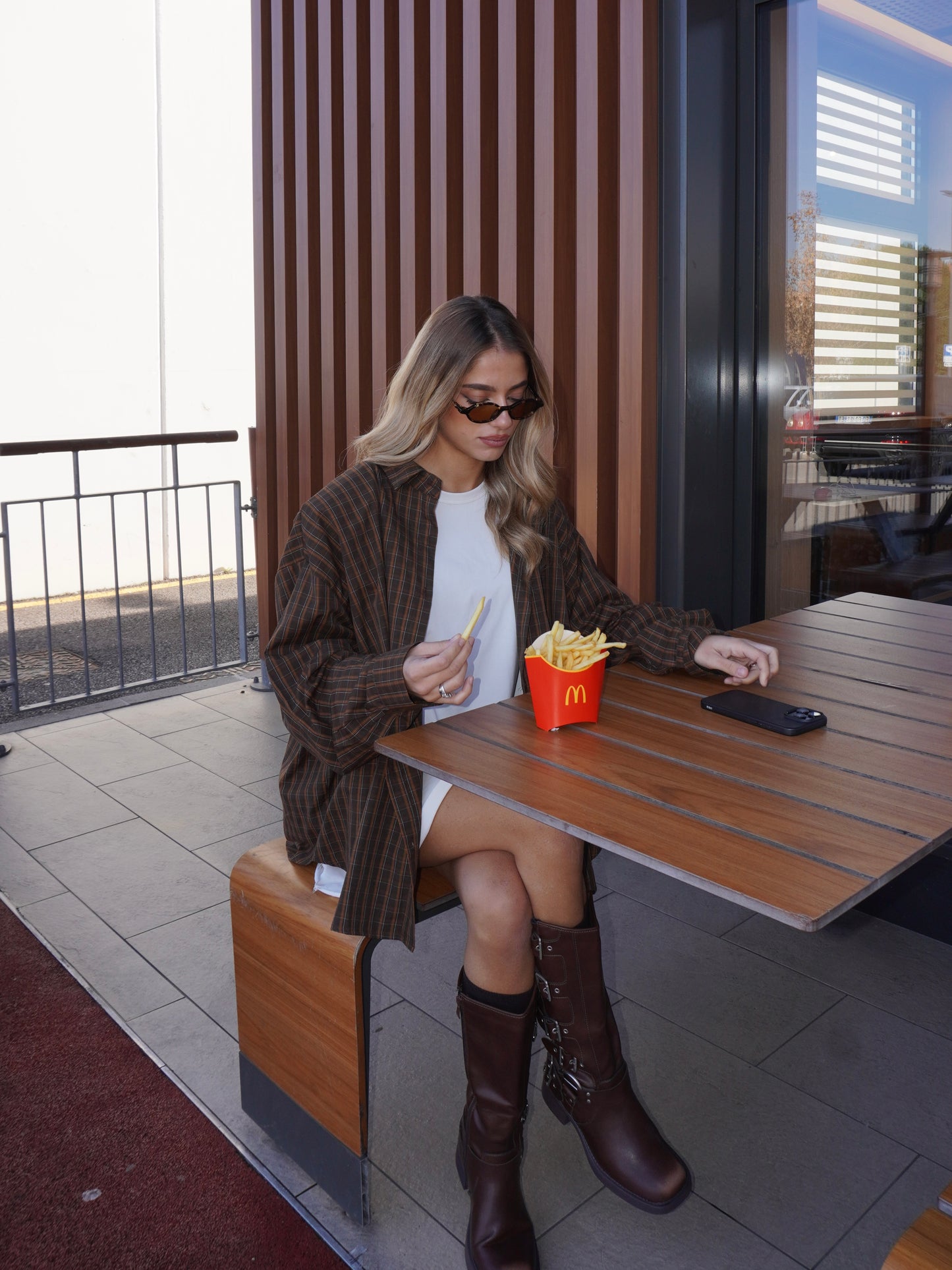 STIVALE BIKER IN ECOPELLE CON FIBBIE