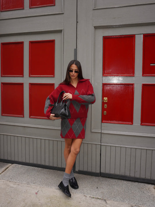 COMPLETO MAGLIONE POLO E GONNA A ROMBI