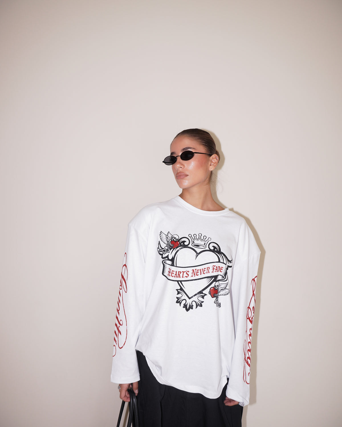 T-SHIRT HEARTS NEVER