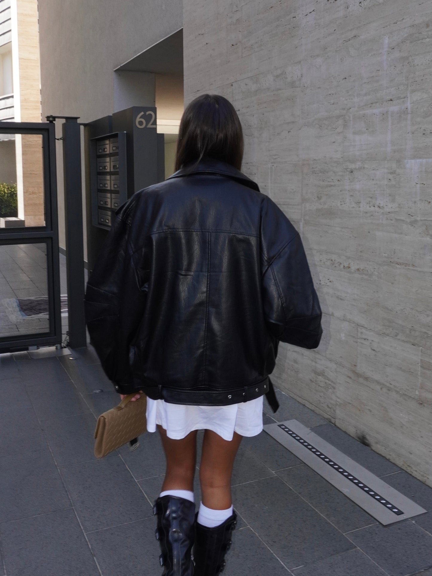 CHIODO OVERSIZE MARTELLATO