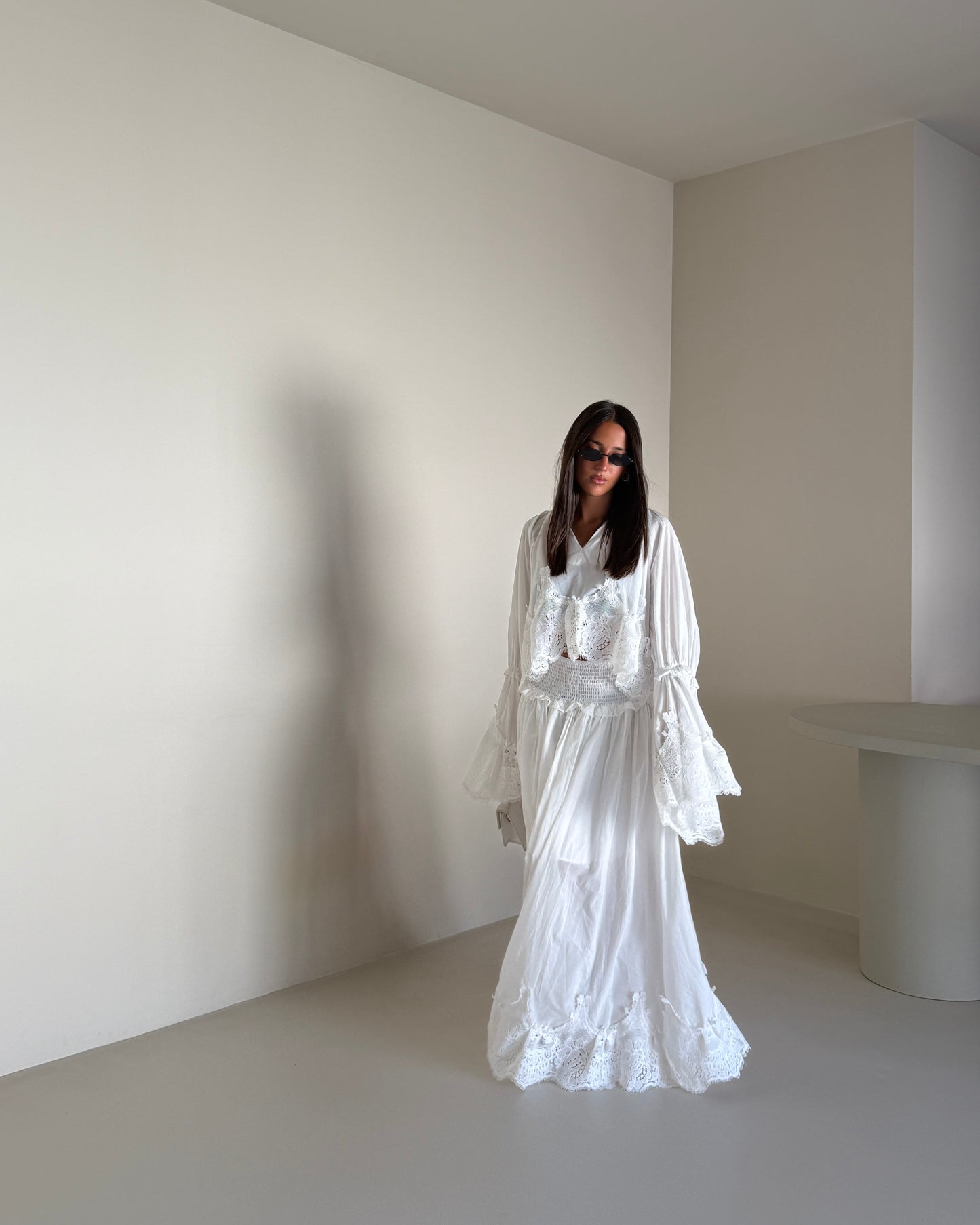 COMPLETO GONNA LUNGA E MAGLIA CON PIZZO
