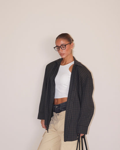 CAMICIA CON SPALLINE IMBOTTITE