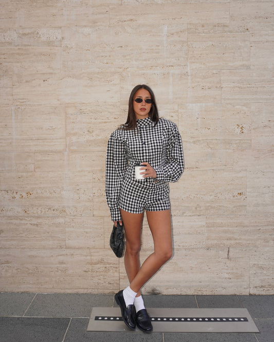 COMPLETO A QUADRI CON CAMICIA E SHORTS