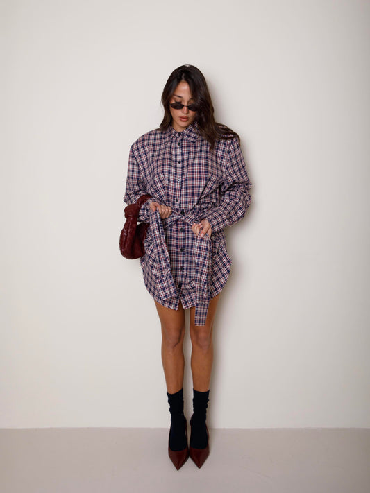 CAMICIA CON SPALLE IMBOTTITE LUMINA