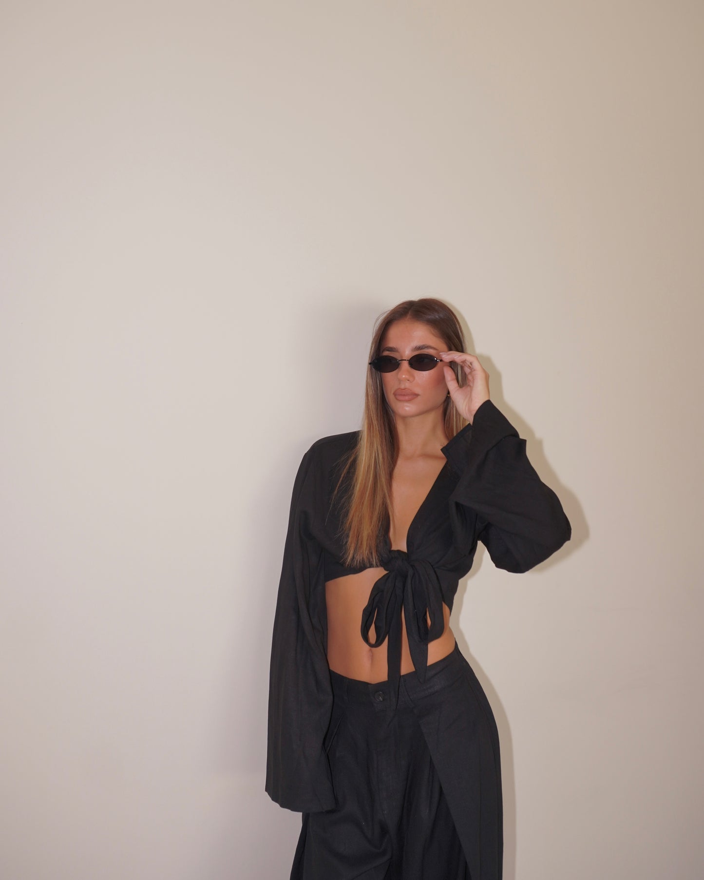 COORDINATO TOP CON NODO E PANTALONE MORBIDO