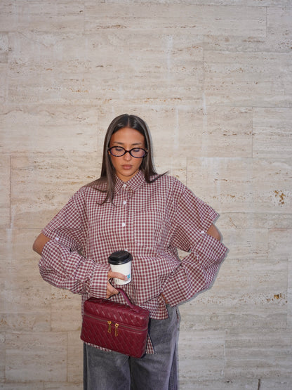CAMICIA OVER A RIGHE CON CUT OUT