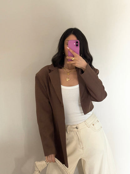 BLAZER ASIMMETRICO CON SPALLINE IMBOTTITE