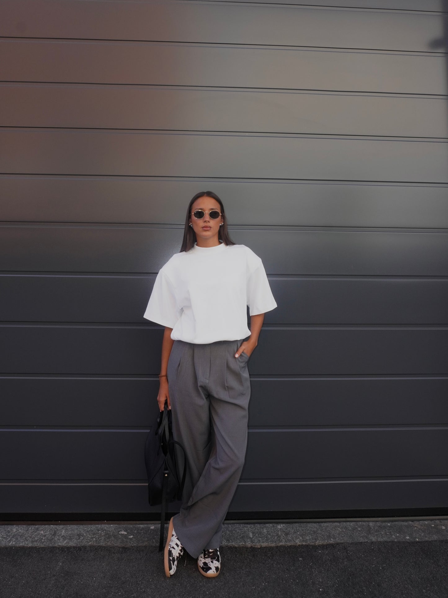 PANTALONE CON PINCES