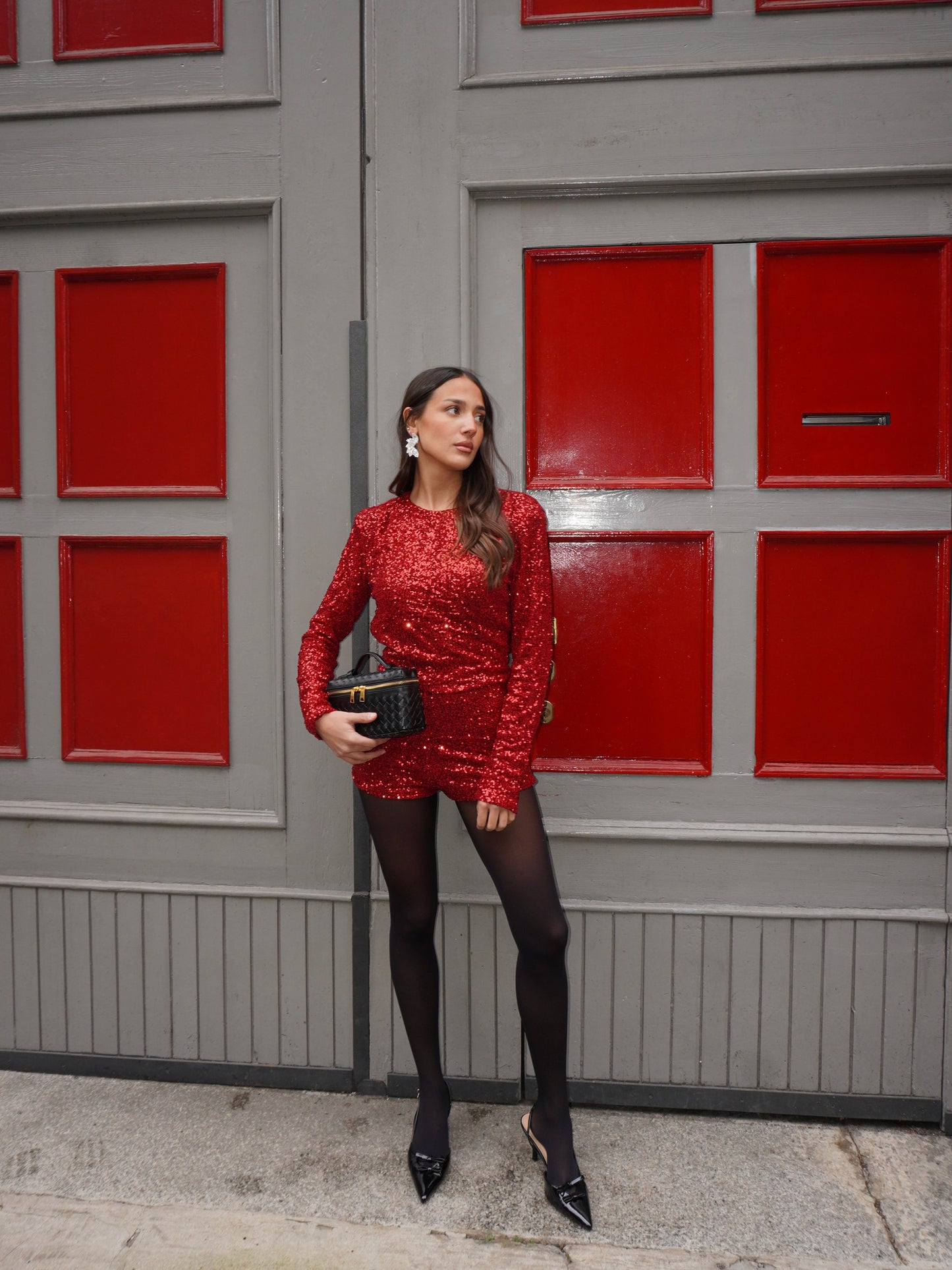 TUTINA PAILLETTES CON SPALLINE IMBOTTITE