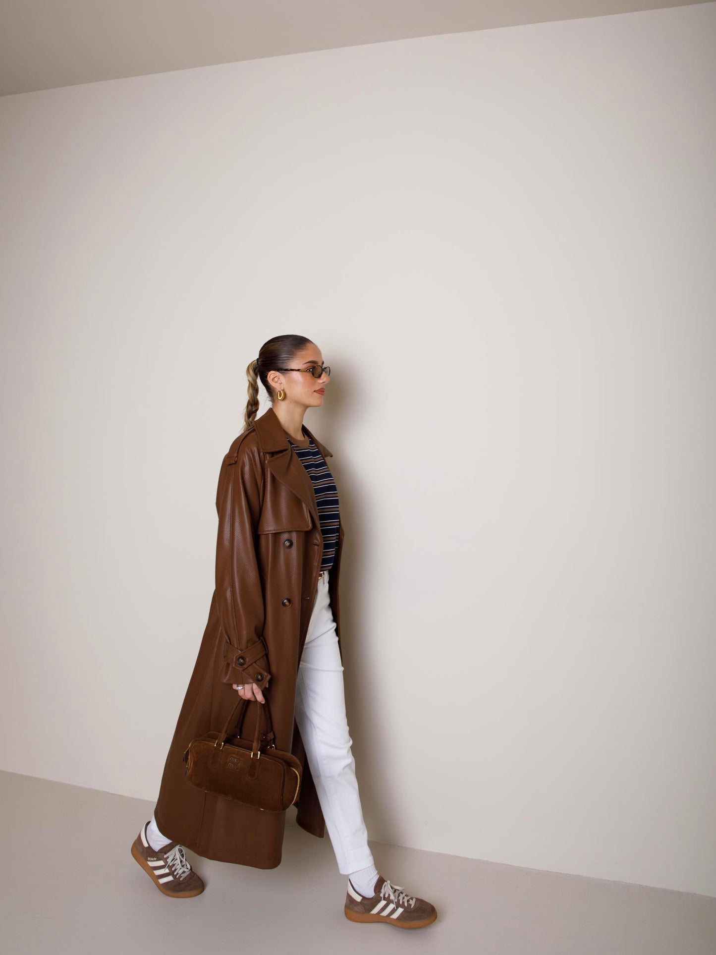 TRENCH TRAFORATO IN ECOPELLE LUMINA