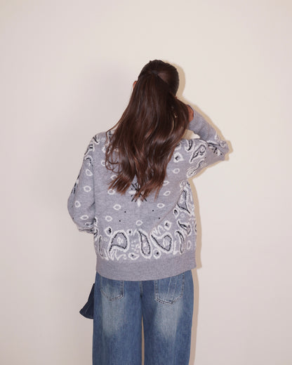 PULLOVER CON ZIP FANTASIA BANDANA
