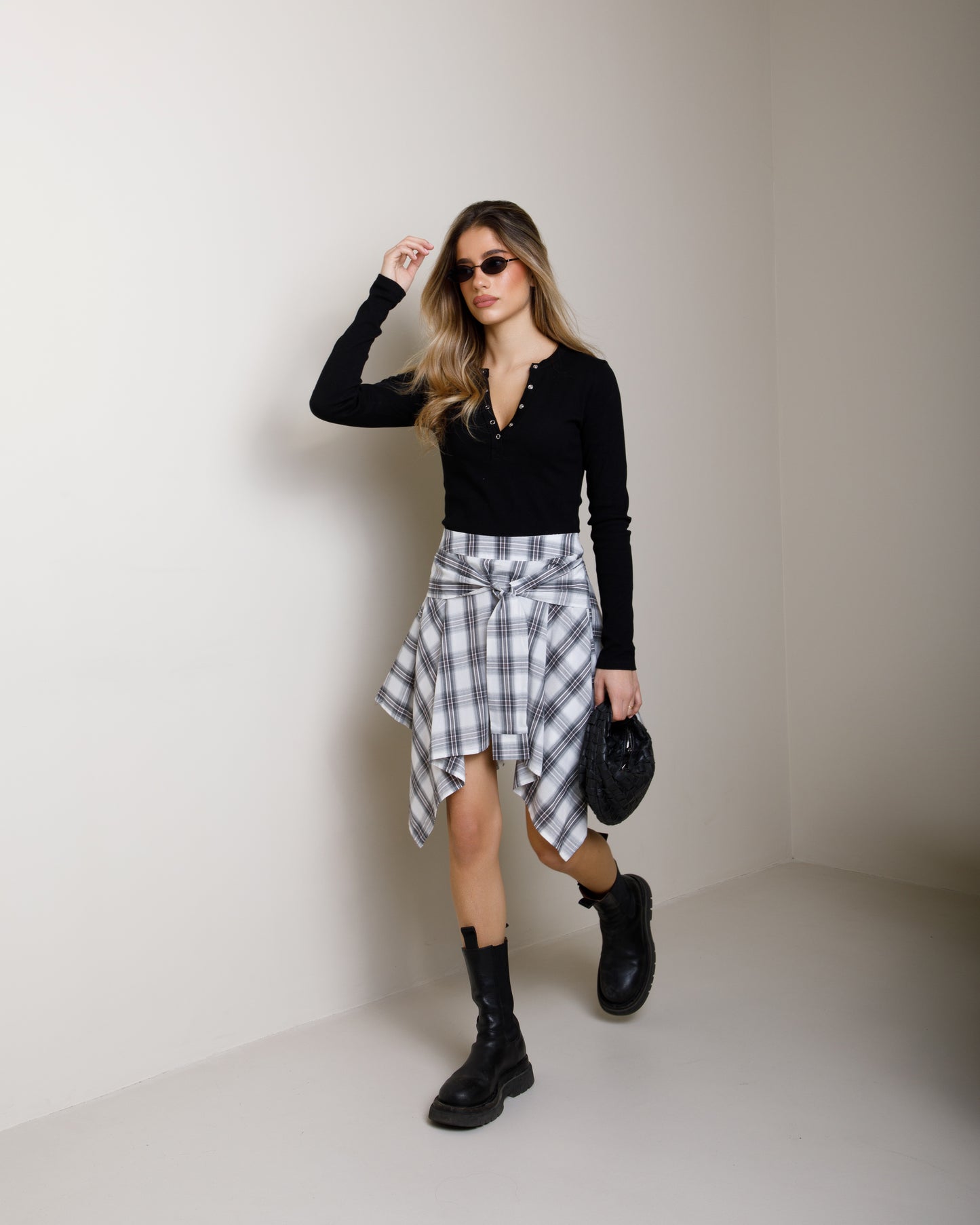 GONNA A QUADRI CON NODO