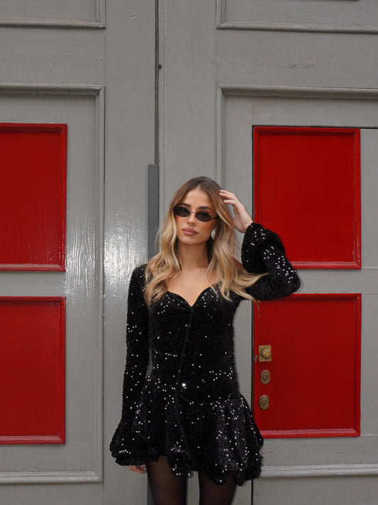 ABITO CORTO CON BOTTONI E PAILLETTES