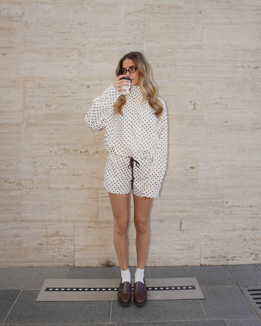 COMPLETO SHORTS E GIACCA CON POIS