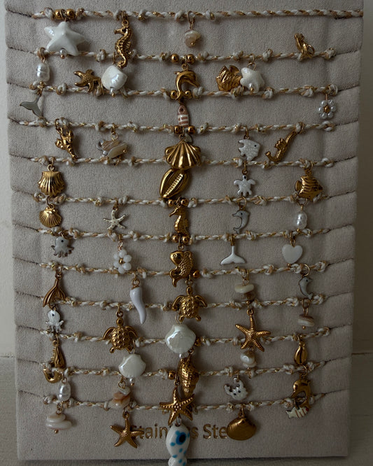 COLLANA IN CORDA CON CHARMS MODELLO ASSORTITO