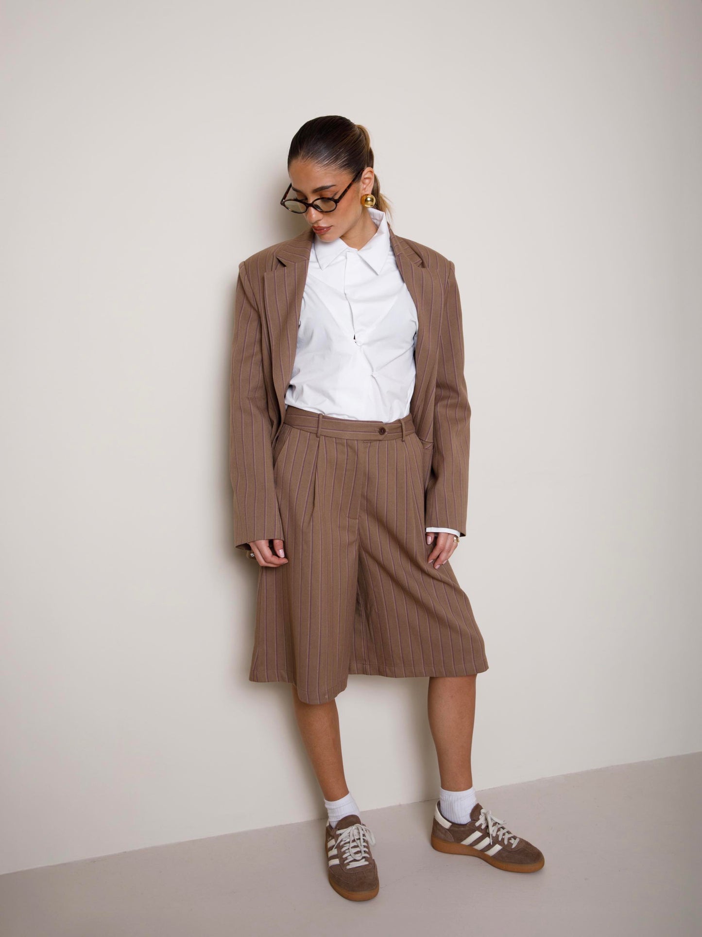 BERMUDA A RIGHE LUMINA