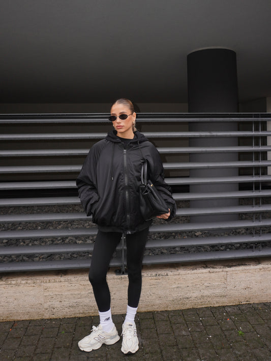 BOMBER IMBOTTITO CON CAPPUCCIO