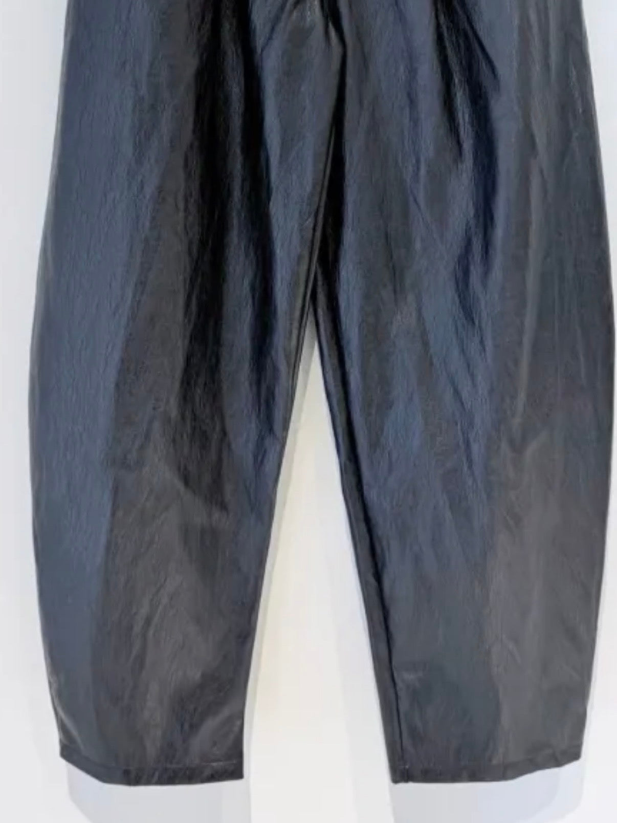 PANTALONE IN ECOPELLE MARTELLATA