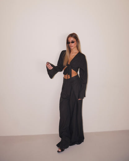 COORDINATO TOP CON NODO E PANTALONE MORBIDO