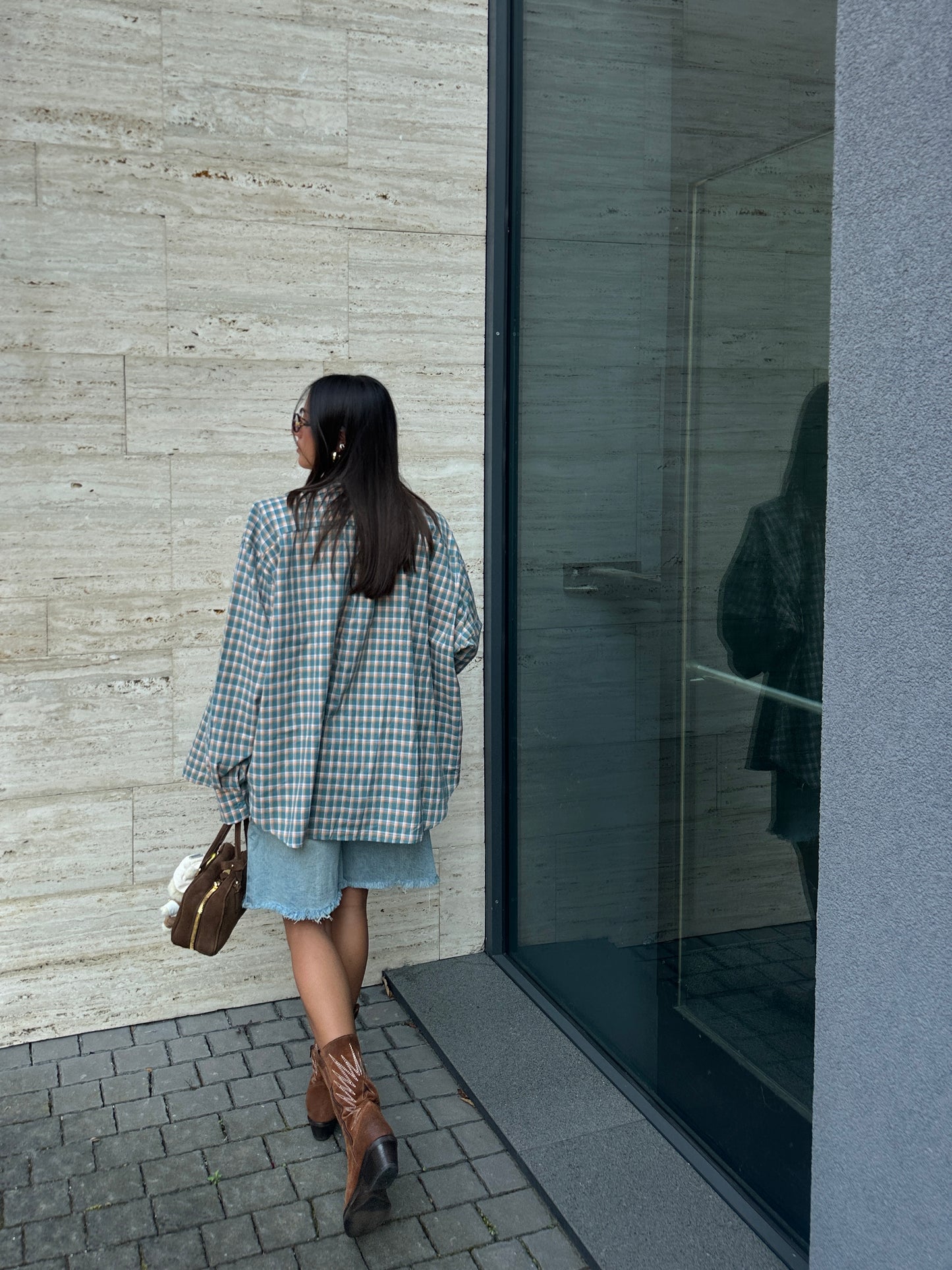 CAMICIA A QUADRI CON SPALLINE IMBOTTITE