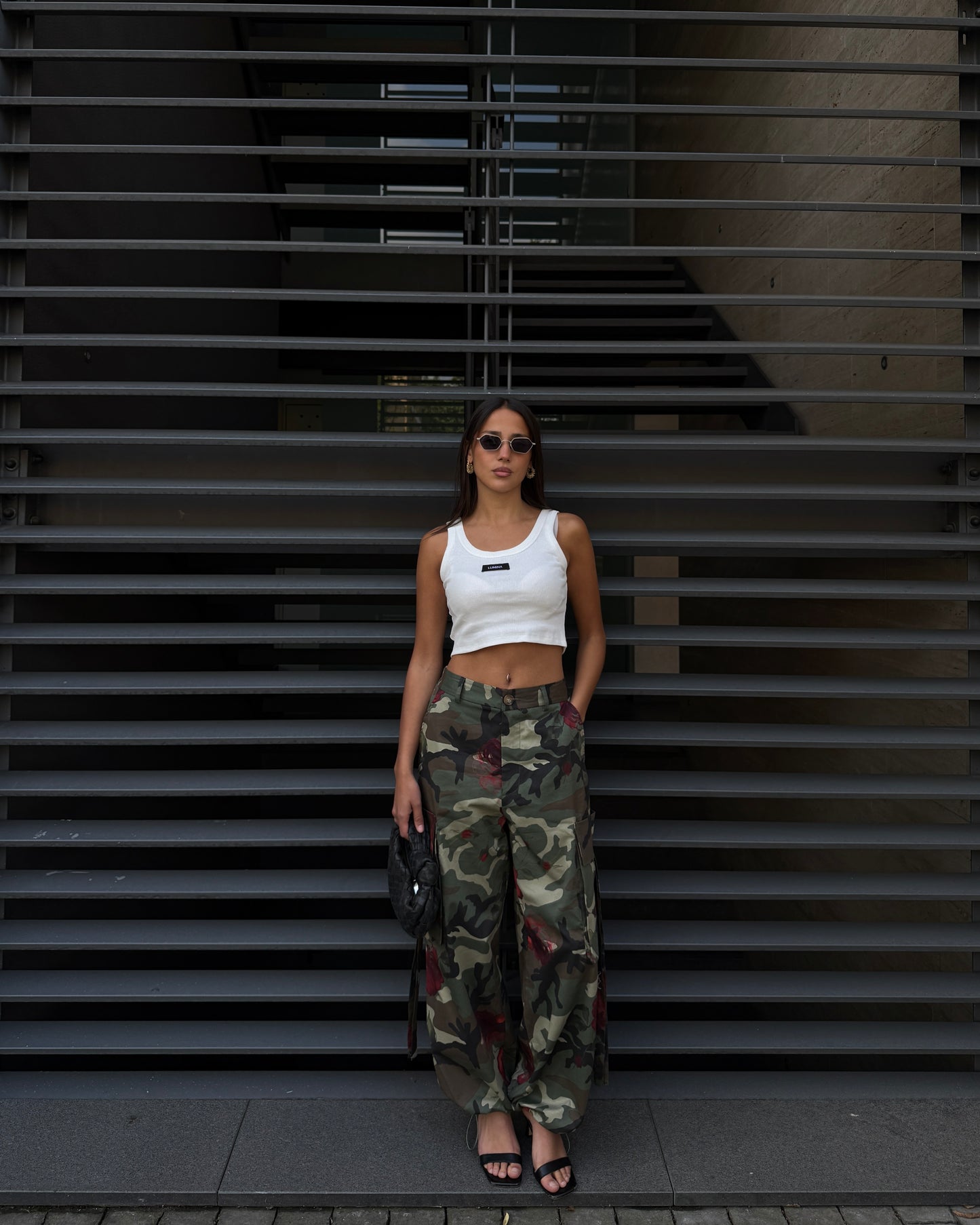 PANTALONE CARGO CAMOUFLAGE FLOREALE LUMINA