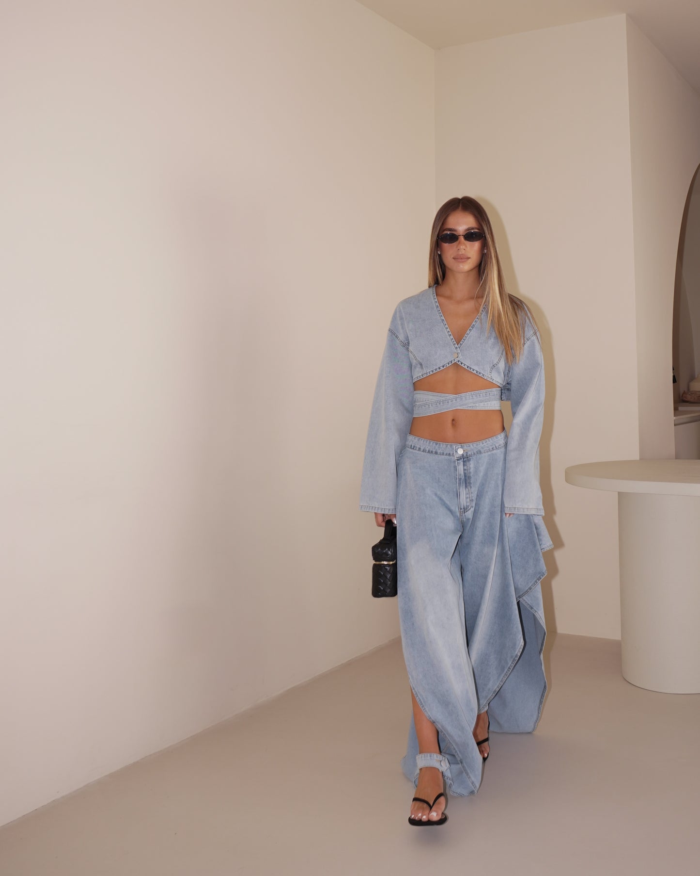 COMPLETO DENIM CAMICIA CROP E PANTALONE A SBUFFO