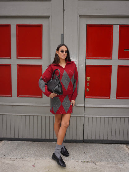 COMPLETO MAGLIONE POLO E GONNA A ROMBI