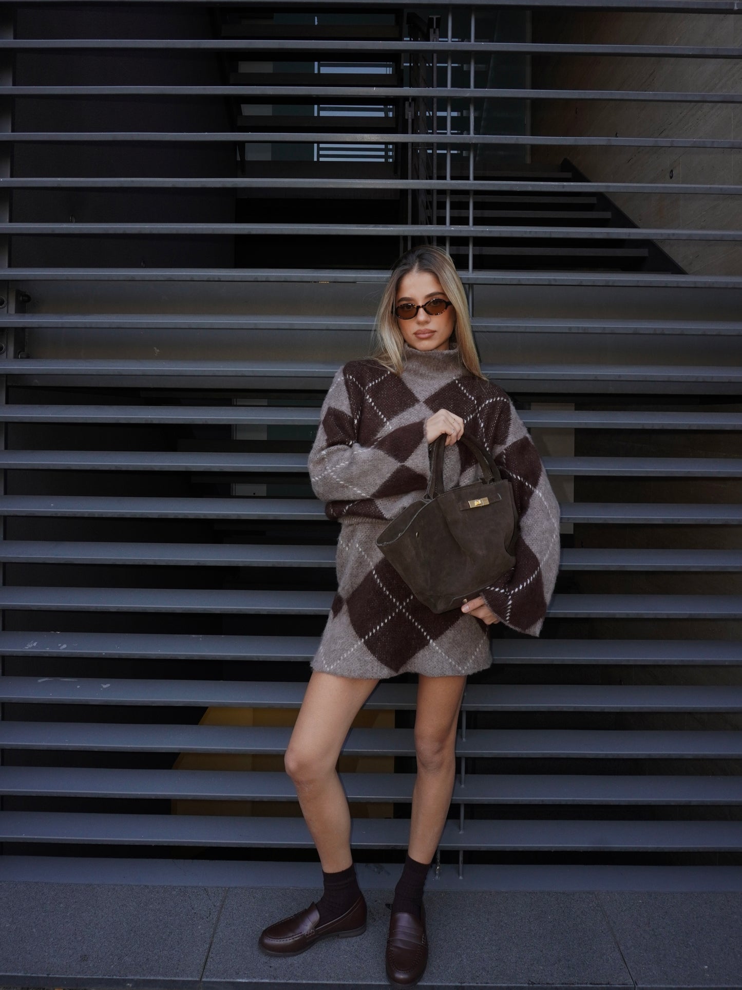 COMPLETO A ROMBI CON COLLO ALTO