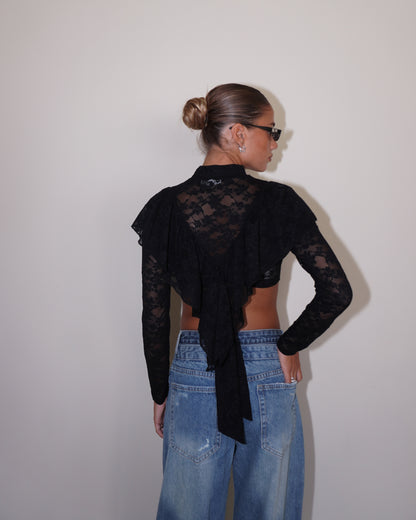 TOP IN PIZZO A MANICHE LUNGHE CON FIOCCHI