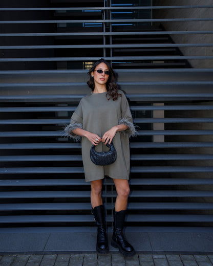 T-SHIRT OVERSIZE CON PIUME