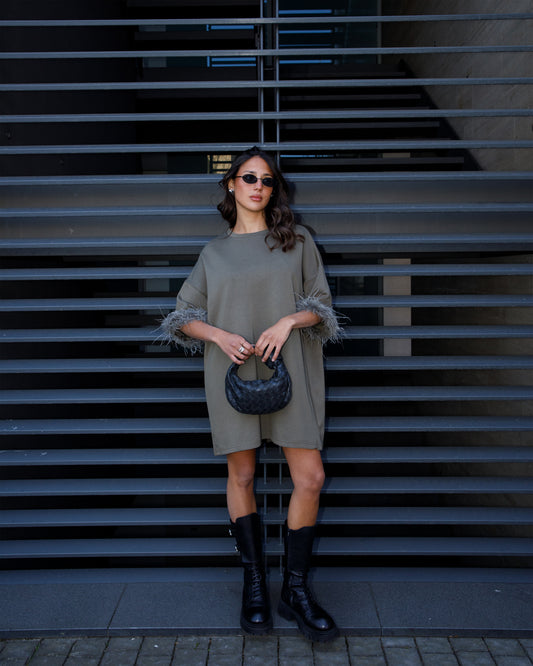 T-SHIRT OVERSIZE CON PIUME