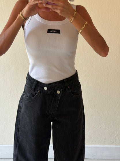 JEANS BALLOON CON CHIUSURA ASIMMETRICA