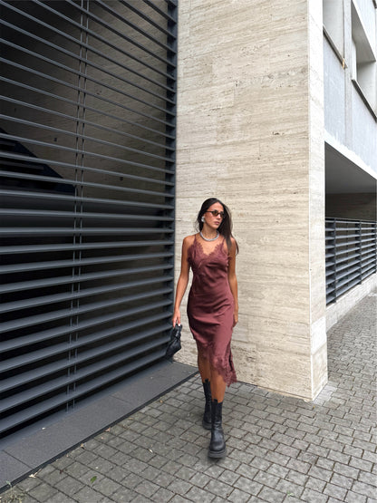 ABITO MIDI IN SIMIL RASO CON PIZZO