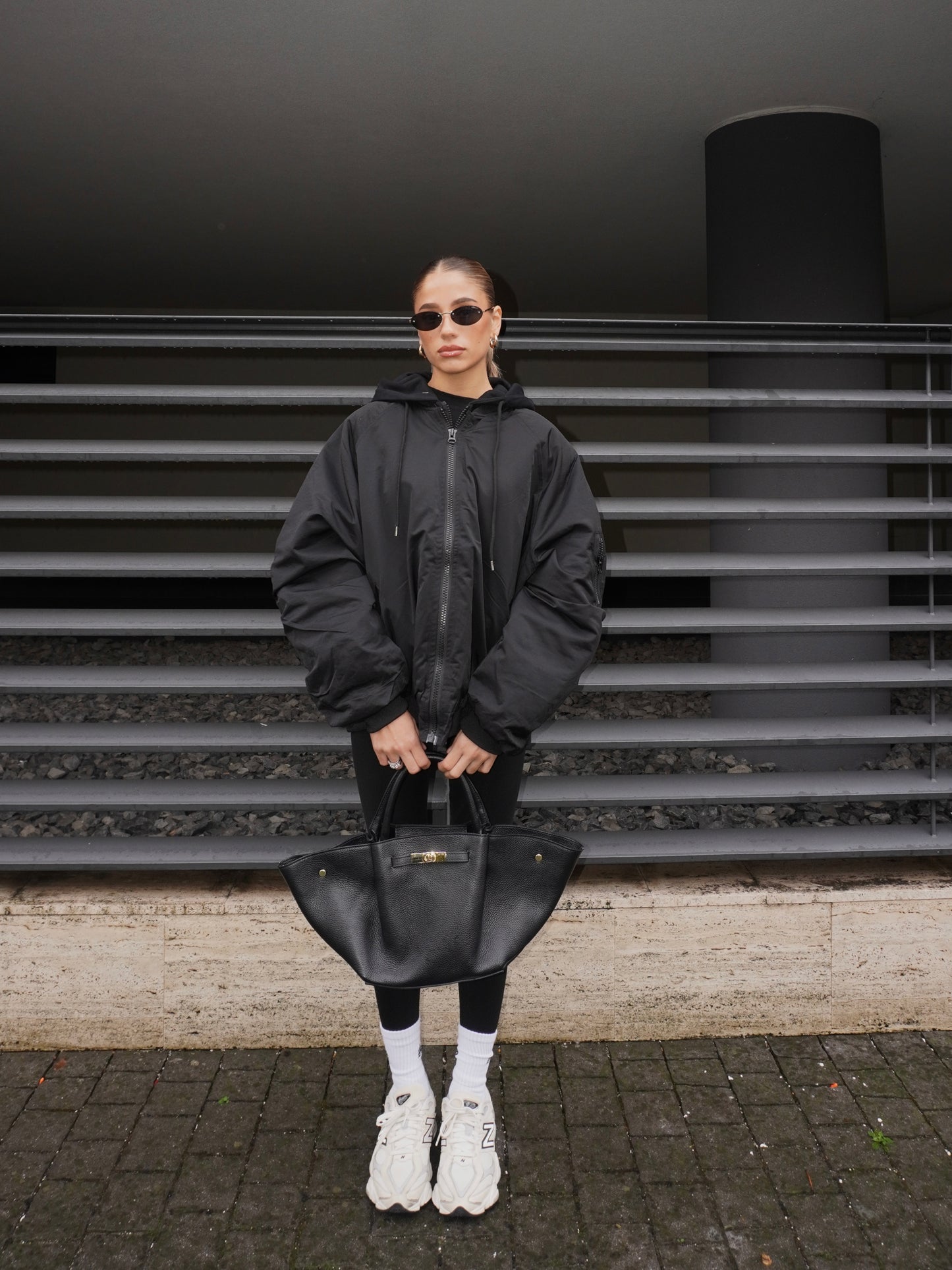 BOMBER IMBOTTITO CON CAPPUCCIO