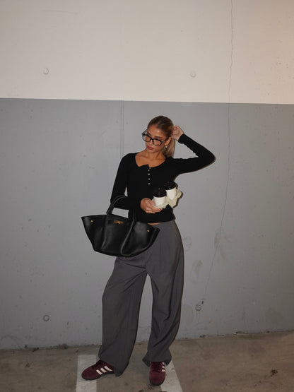 PANTALONE CON PINCES FELPATO