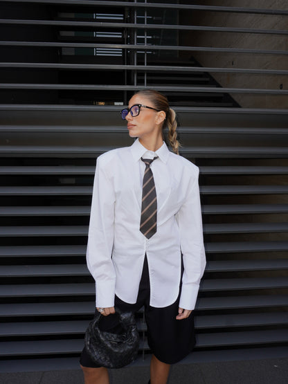 CAMICIA CON SPALLE IMBOTTITE LUMINA