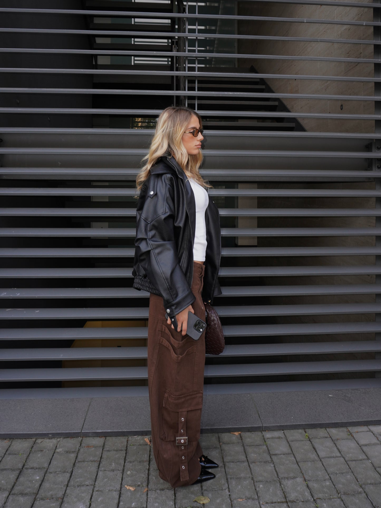 JEANS BAGGY CON FIBBIE